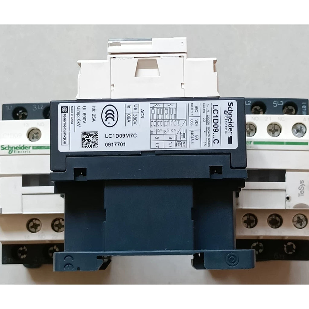 LC1D12M7C Schneider Contactor, 12A, 3-Pole, 220V AC Coil, TeSys D Series